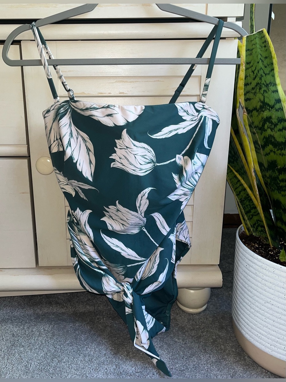 NWOT Women’s Seafolly Fleur De Bloom DD Bandeau One Piece Size 8